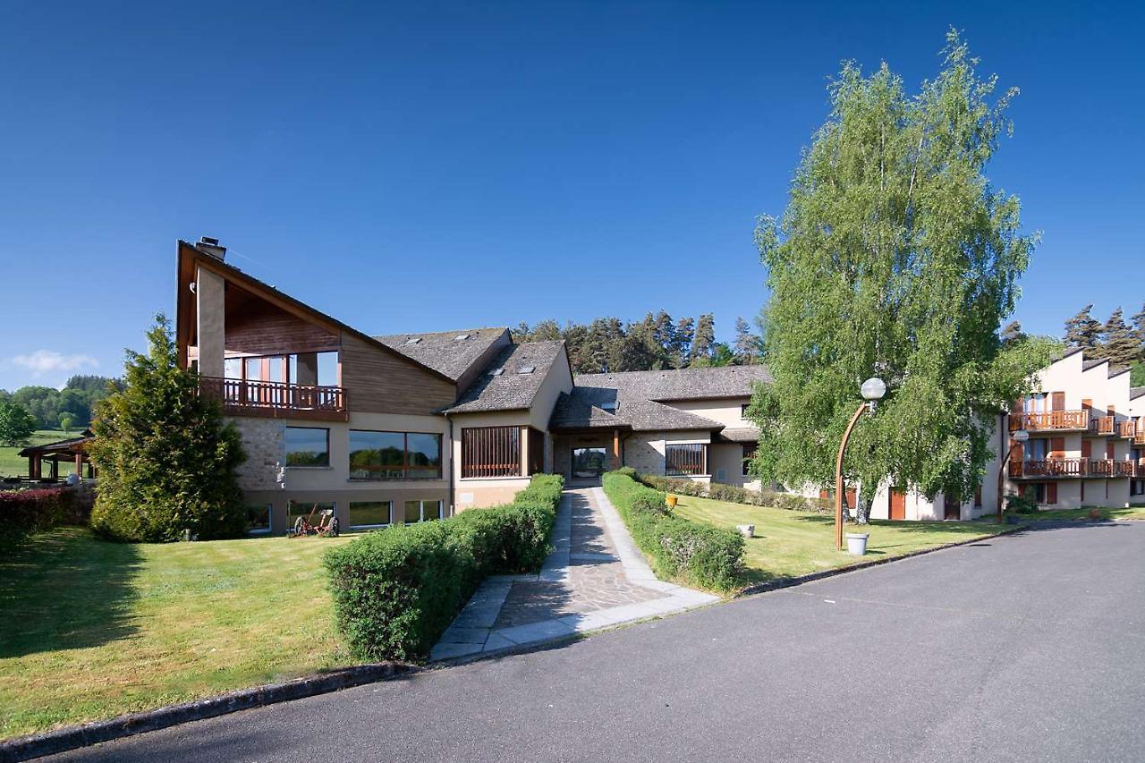Les Hameaux De Lozere Sure Hotel Collection By Best Western Fournels Екстериор снимка