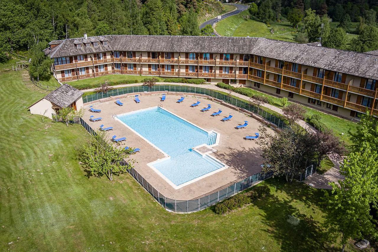 Les Hameaux De Lozere Sure Hotel Collection By Best Western Fournels Екстериор снимка