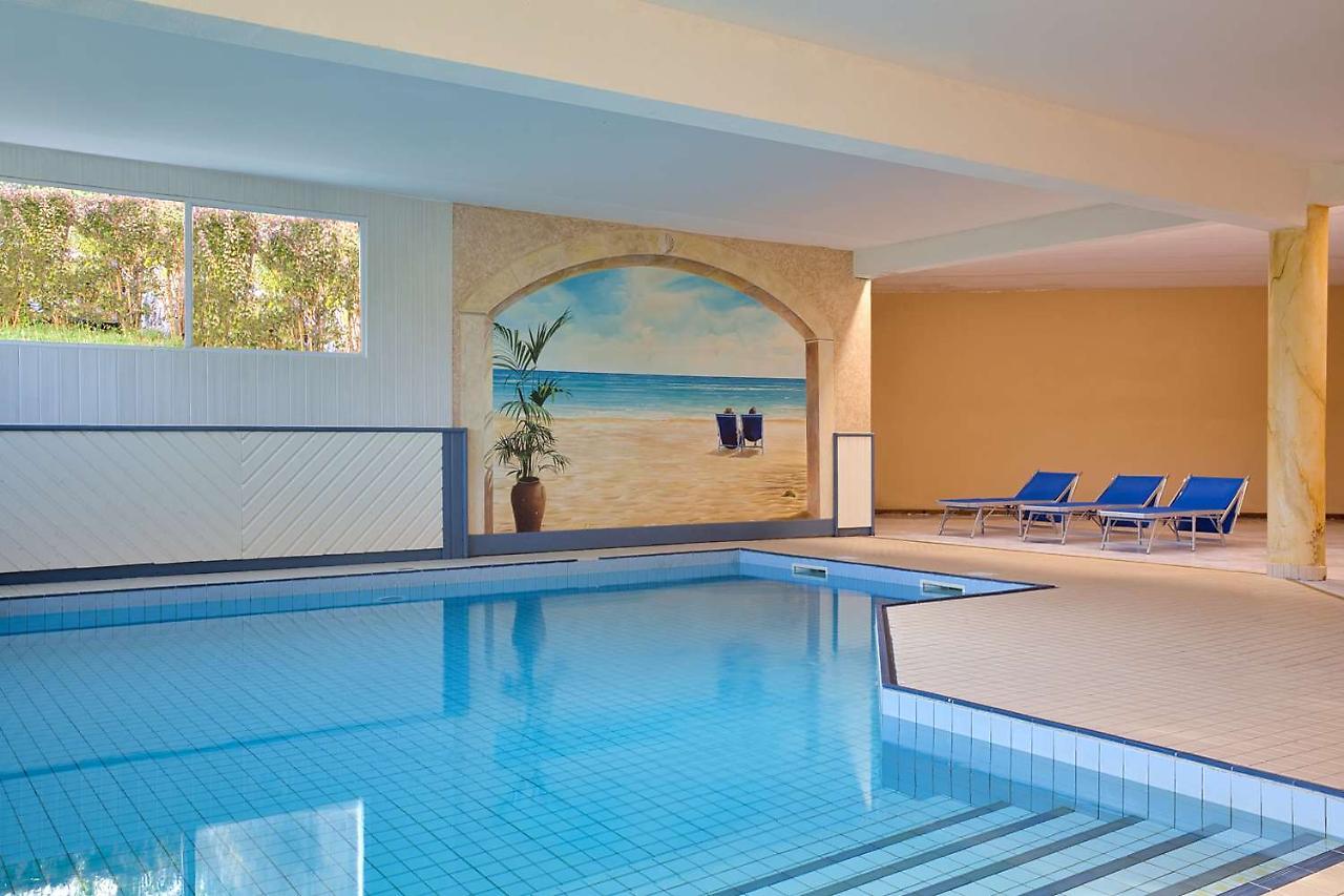 Les Hameaux De Lozere Sure Hotel Collection By Best Western Fournels Екстериор снимка